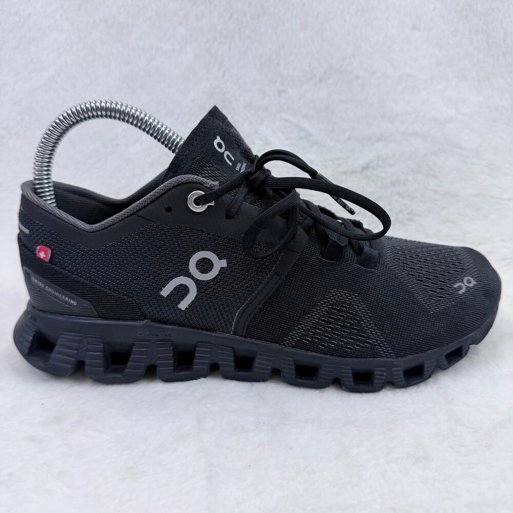 On Cloud X Womens Running Shoes Black Asphalt Size 6 Training Sneakers Athletic